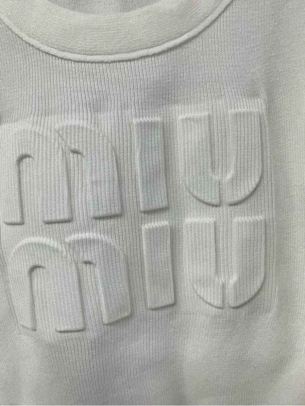 Miu Miu 3D Embossed Logo Ribbed Crop Tank Top-White - Picture 3 of 6